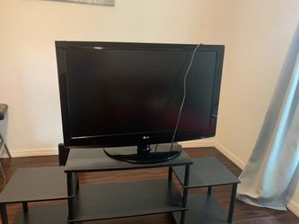 LG 40 inch TV