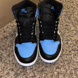 Air Jordan 1 Retro High OG 'UNC Toe'