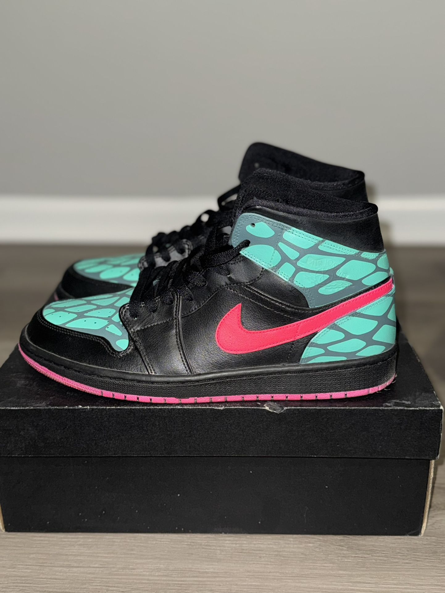 Multi Color Jordan 1 mid Size 11