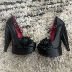 brand new T.U.K Pleaser Heels Size 7 
