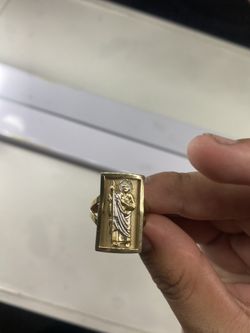 Gold ring