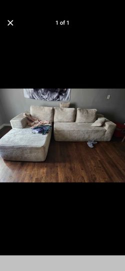 Sectional Couch 