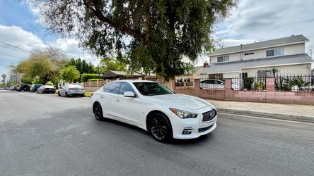 2015 Infiniti Q50