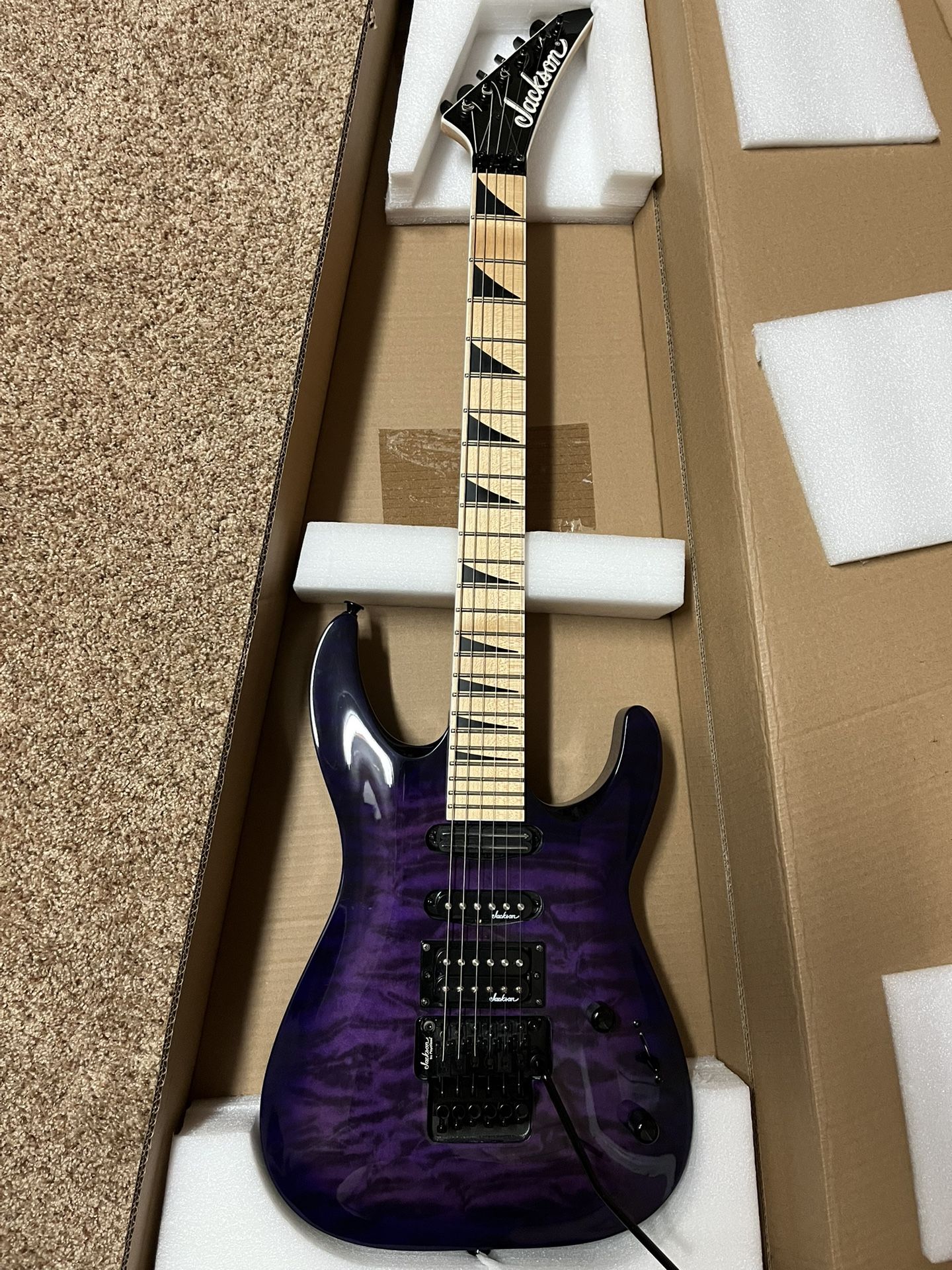 Jackson JS 34Q