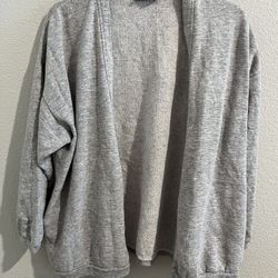 Women’s gray cardigan