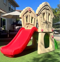 Children’s climbing toys and slide