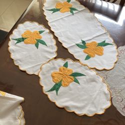 Set Of 3 Coffee Table And End Table Crochet, $14