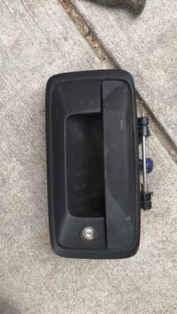 Chevy/gmc tailgate handle fits 07 thru ?.