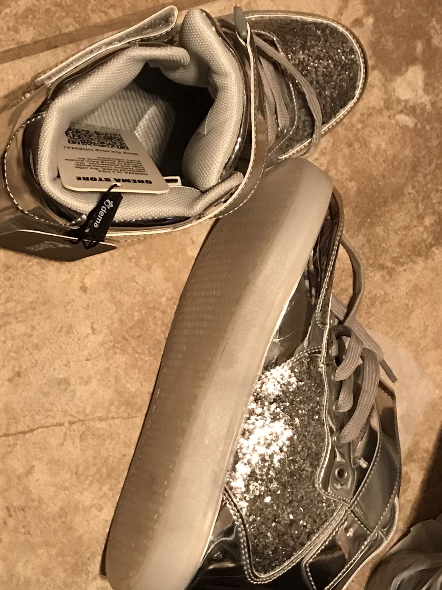 Odema  Silver Sneakers Size 7