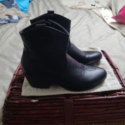 Black Booties