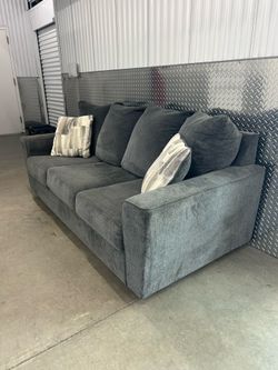 Sofa Couch FREE DELIVER