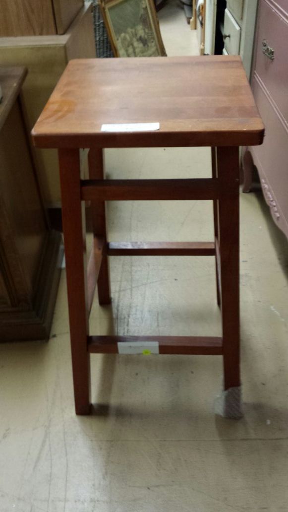 Square solid wood stool NEW