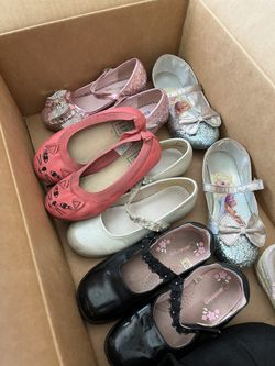 7 Pairs Little Girl’s Shoes 👠