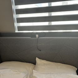 Queen Bed With Drawers  And Mattress 