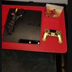 PS3 111GB  CONSOLE  CABLE  CONTROL  Y  1 JUEGO  En EXCELENTES  CONDICIONES 