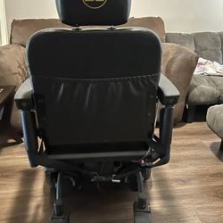 Electric Wheelchair 