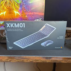 Xkm01 Foldable, Full Size, Wireless Keyboard And Mouse 