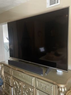 Sharp TV 63 inch flat screen THX - WI-FI -DTS - Dolby