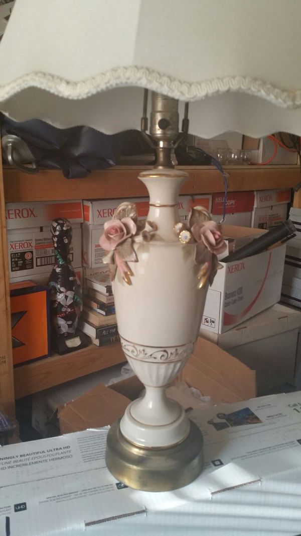 Vintage Antique Cordey Porcelain Lamps For In Moreno Valley Ca Offerup