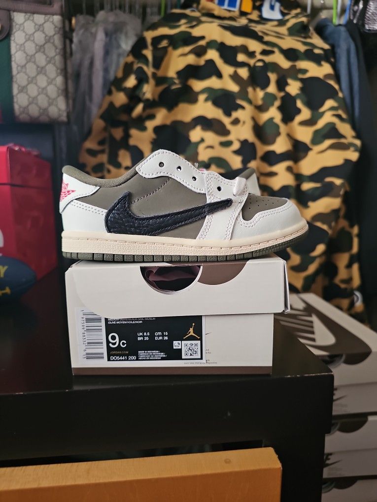 Jordan Low Travis Scott Olive