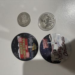 IN-N-OUT Burger 200th & 300th Location Associate Only Commemorative Burger Coin 
