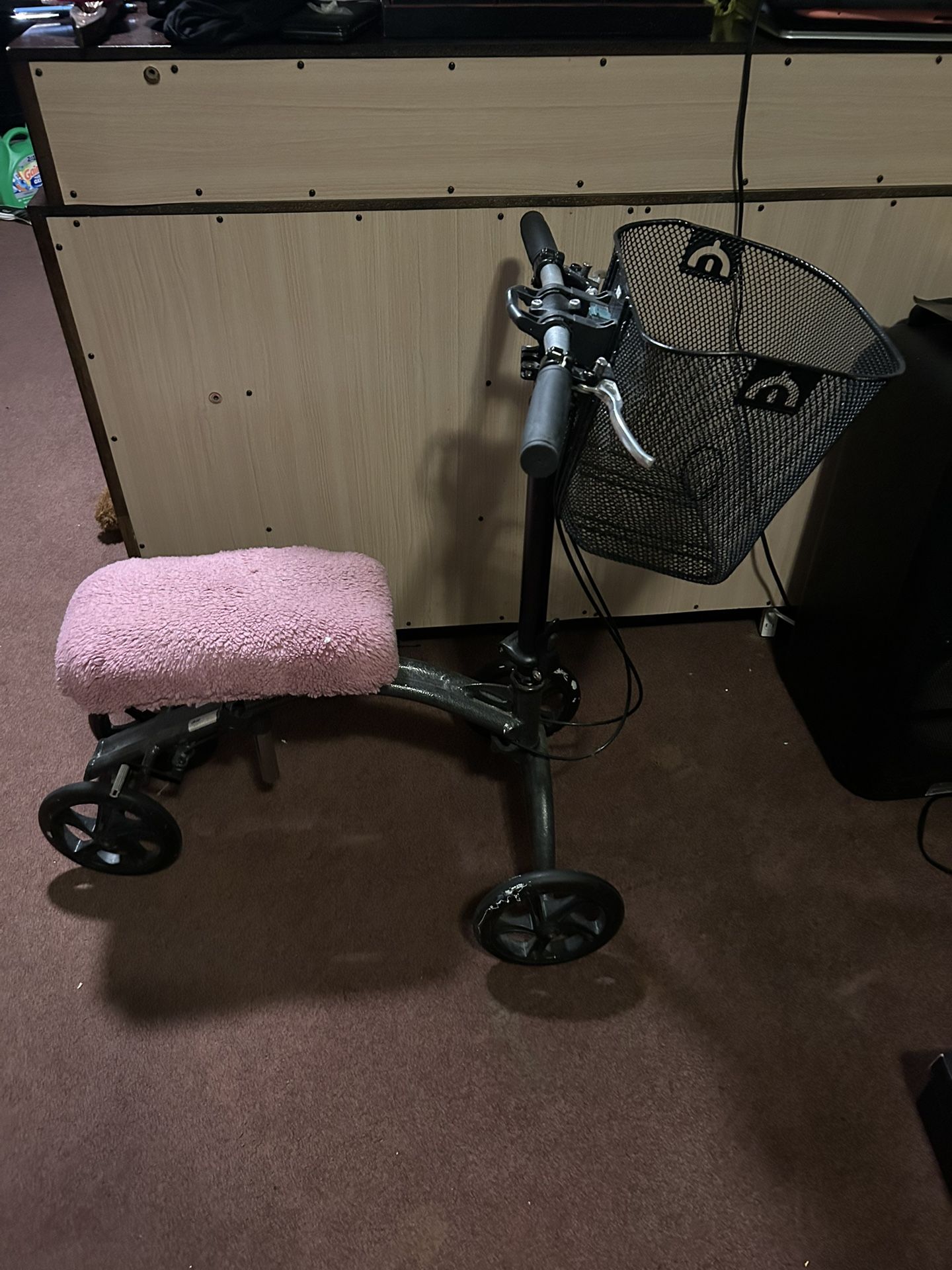 Knee Scooter