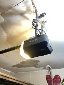 Garage Door Opener 