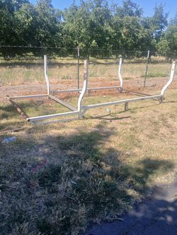 Utility Tool Rack For Pick Up Truck