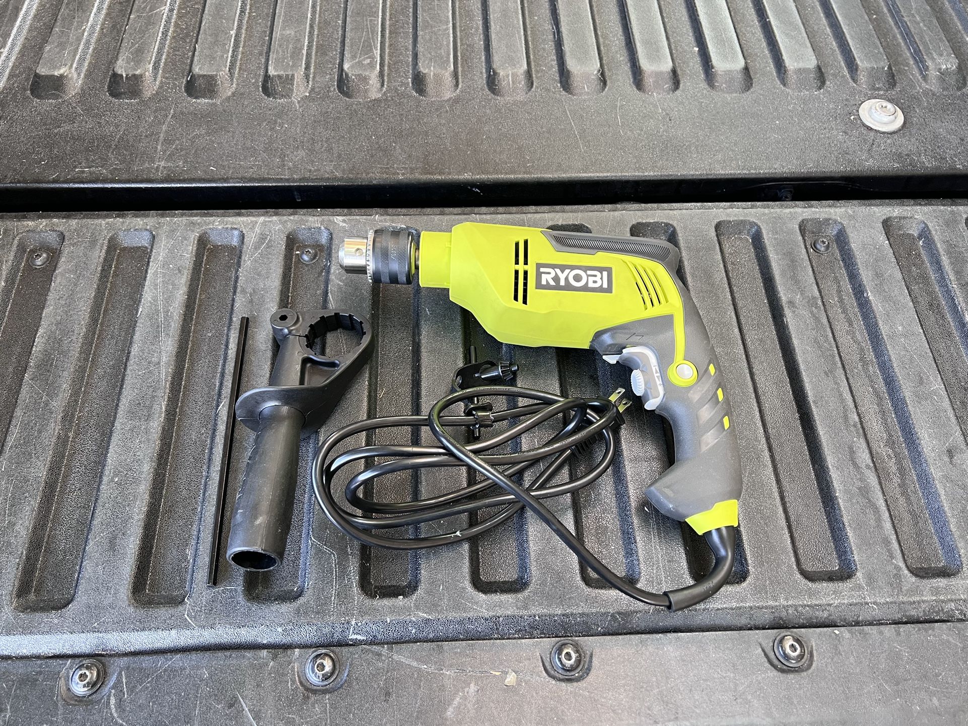 RYOBI 6.2 Amp Corded 5/8 in. Variable Speed Hammer Drill **FIRM PRICE**