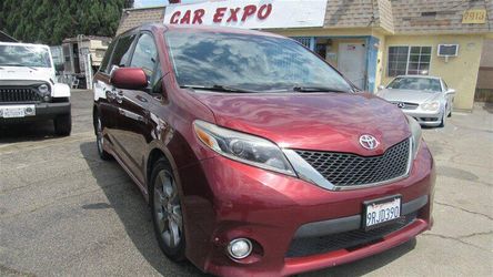 2015 Toyota Sienna