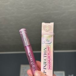 Too Faced Lip Injection 