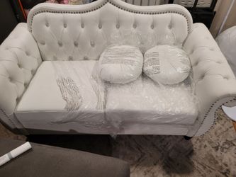 Ivory/white love seat sofa