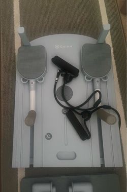 Gaiam Studio Select Pilates Reformer Workout Bar – Complete Set – Like New