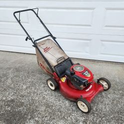 21" Craftsman Lawnmower 6.5Hp Red Push Gas Mulcher Lawn Mower w/ Bag _ Made in the USA _ Starts on First Pull