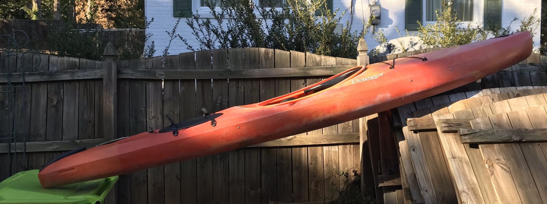 Discovery Crossover 12.5 foot kayak