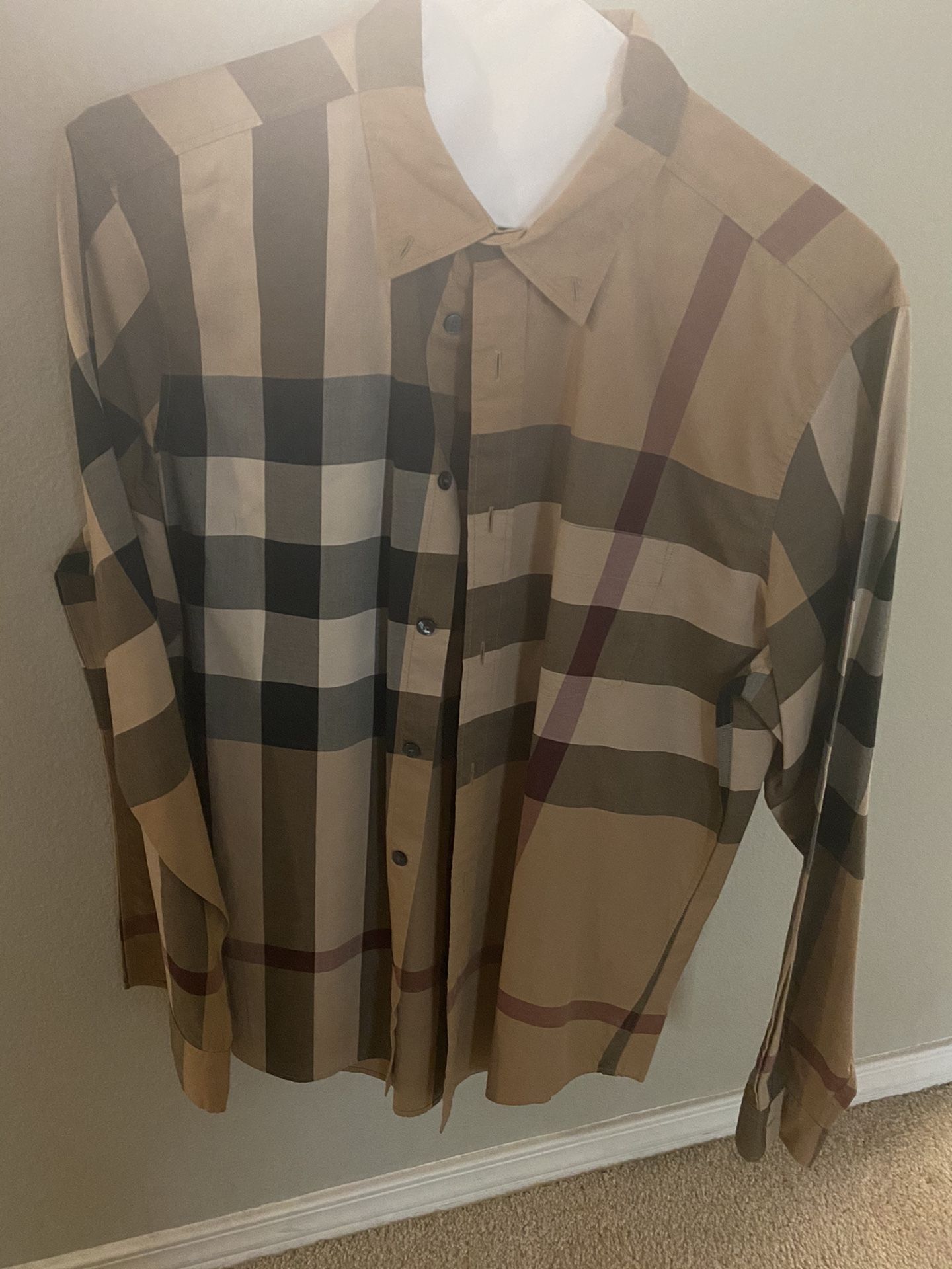 Size XL Burberry shirt