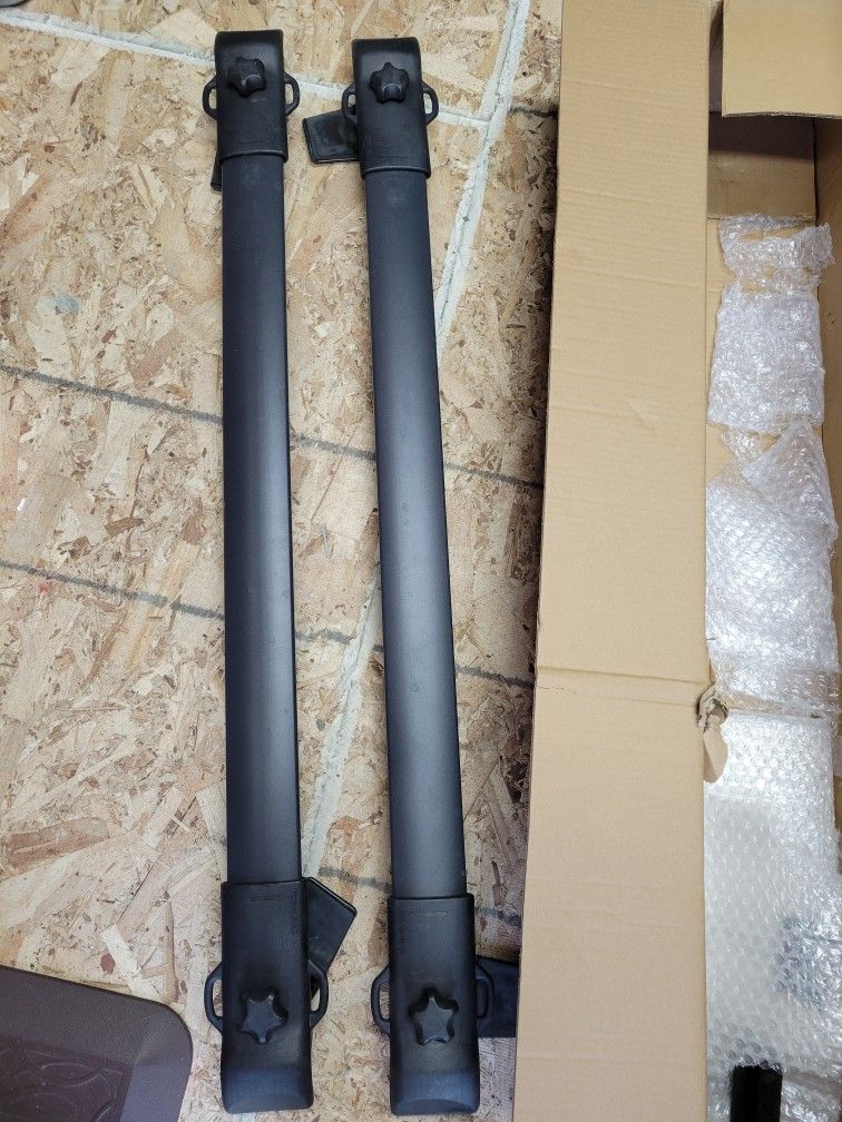 Roof Rack Cross Bars Toyota Sienna for Sale in Graham, WA OfferUp