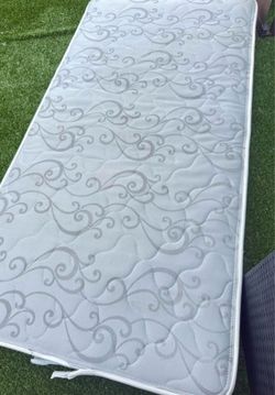 Selling a Serta twin mattress.