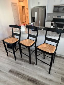 Set of 3 Black Counter-Height Bar Stools – Woven Natural Seats