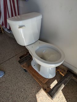 Free toilet good condition