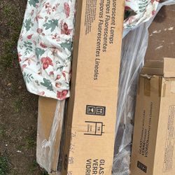 25 Pk Flouresnt Bulbs 