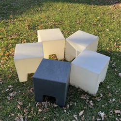 Indoor/outdoor Cube Stool Made In Italy