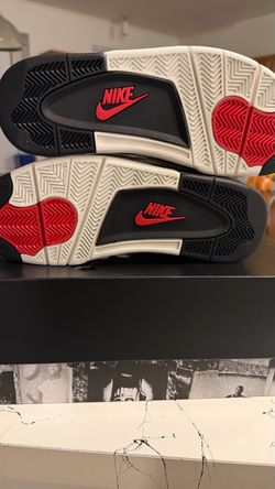 Jordan 4 Retro Flight Club Size 9.5