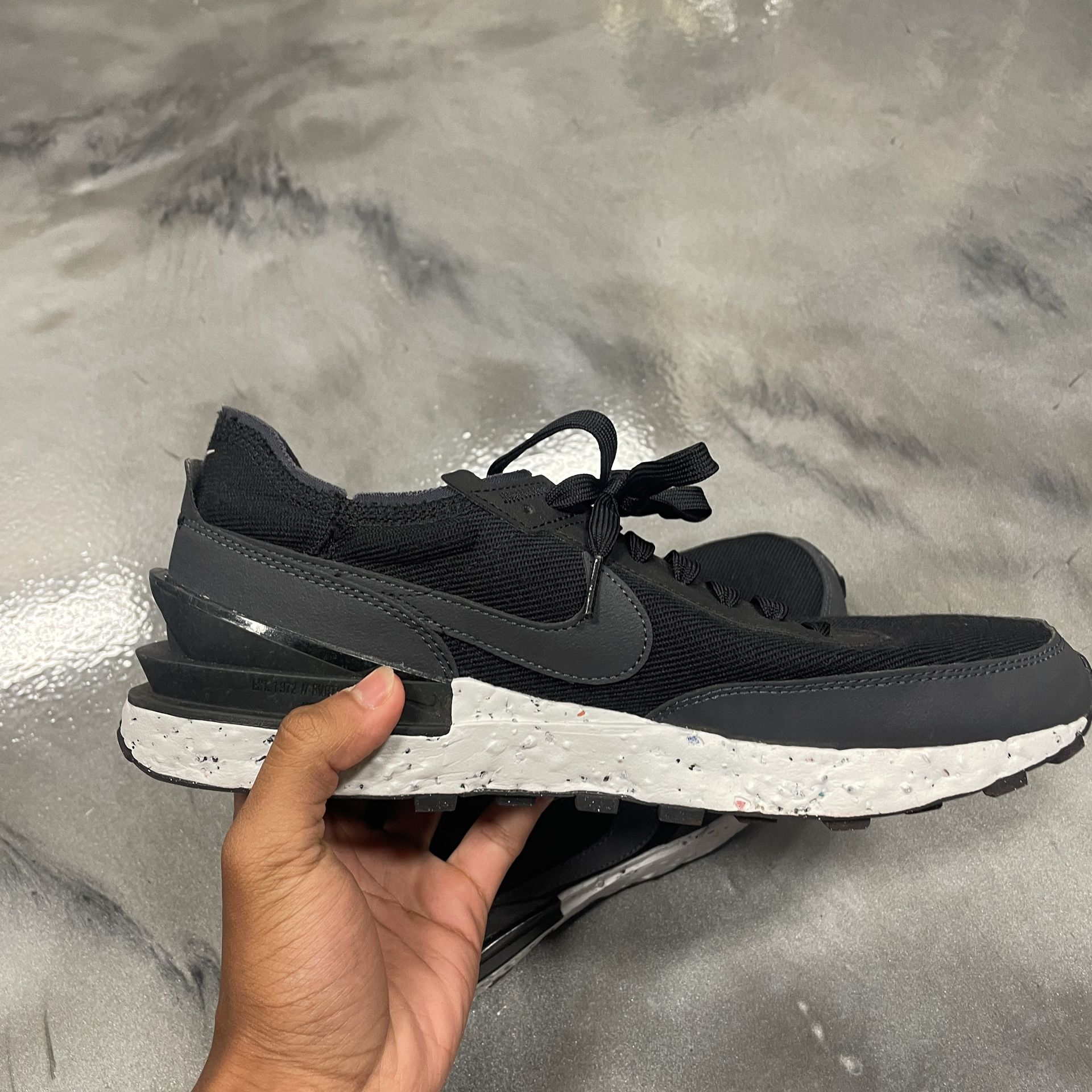 Nike Waffle One Crater Black Grey Fog Running Shoes