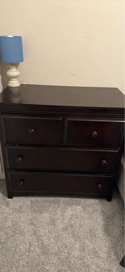 Dresser