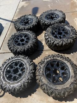 Canam tires