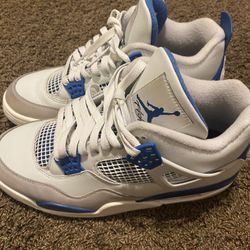 Jordan 4 Retro Military Blue 