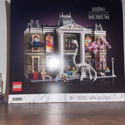 Natural History Museum lego set