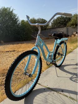 Girls/Women’s Beach Cruiser Bike (24’)