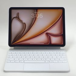 WiFi Only Apple iPad Air 11" M3 128GB Starlight MC9Y4LL/A w/ Smart Keyboard